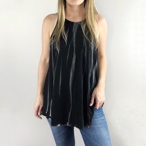 ENTI GLAMOUR black and gray streaked tank size Medium